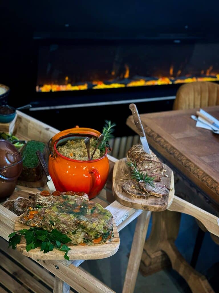 marquestau-etable-chariot